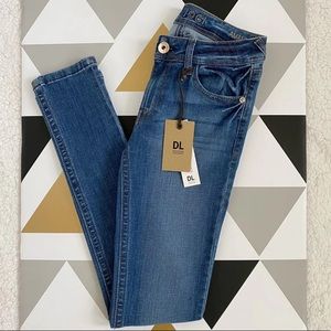 DL1961 Amanda Skinny Jean in Madison NWT 24